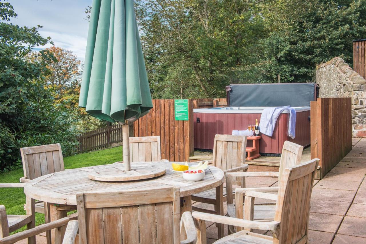 The Granary With Hot Tub Holiday home *